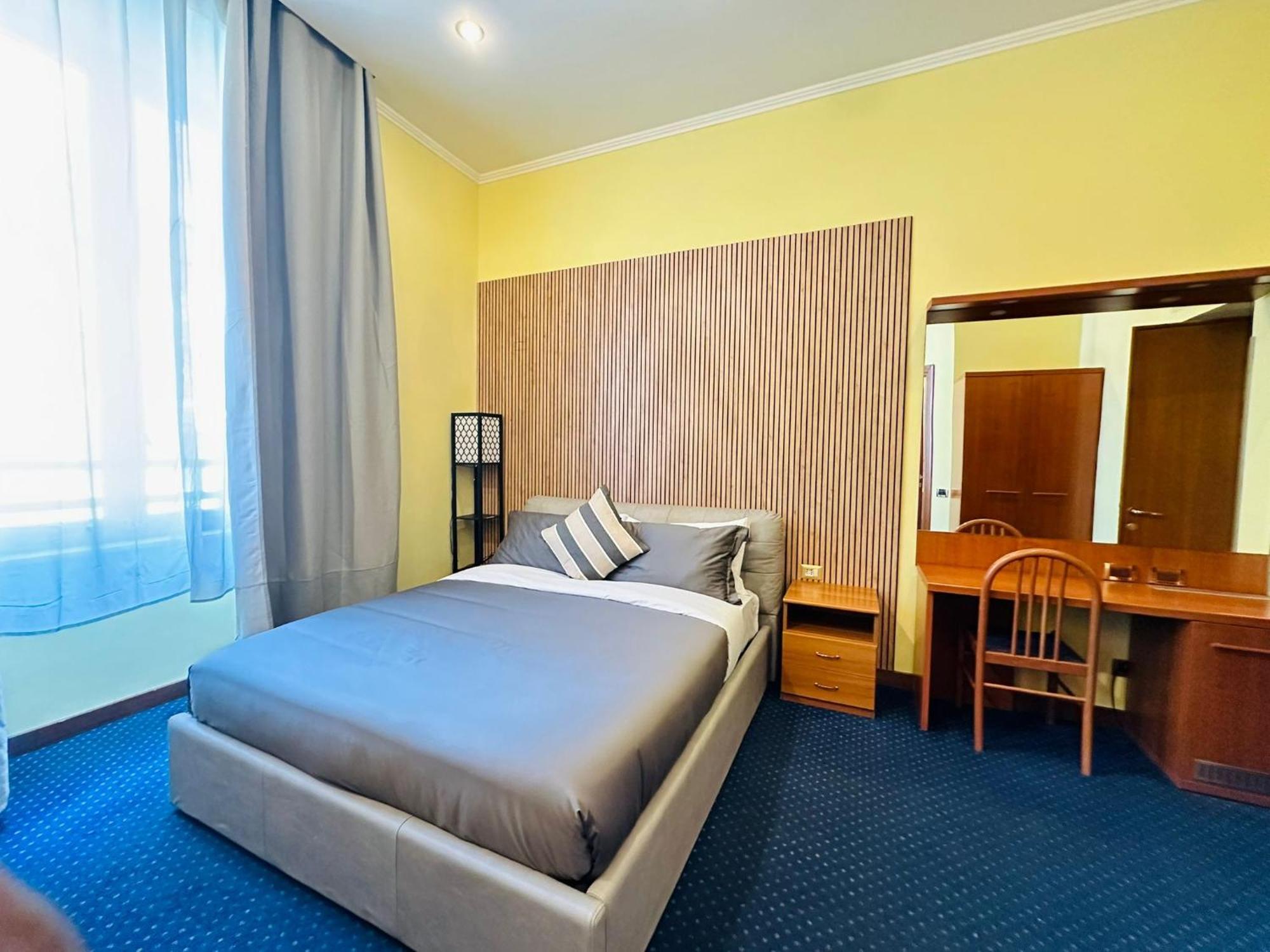 Hotel Rome Place Ngoại thất bức ảnh