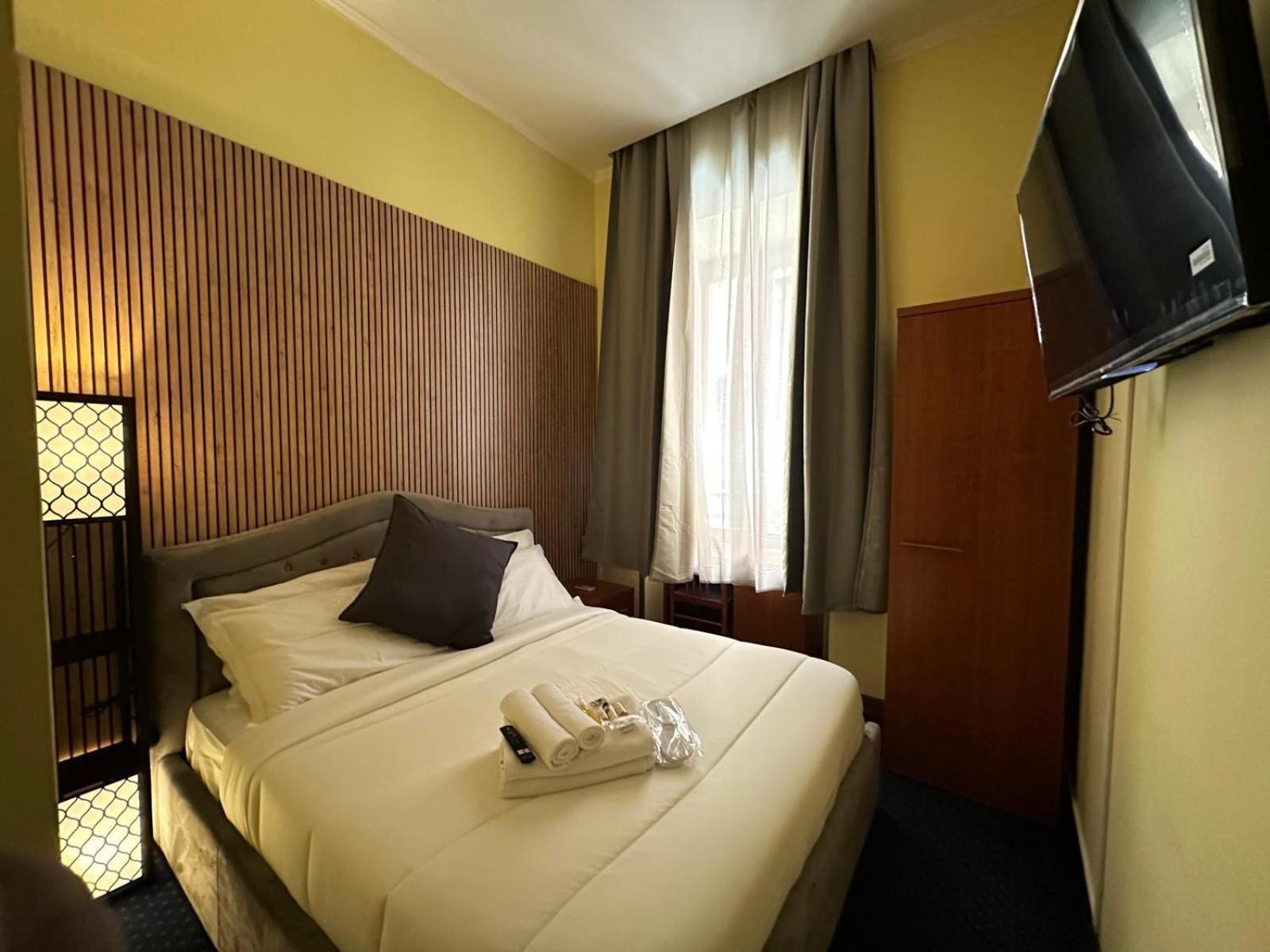 Hotel Rome Place Ngoại thất bức ảnh